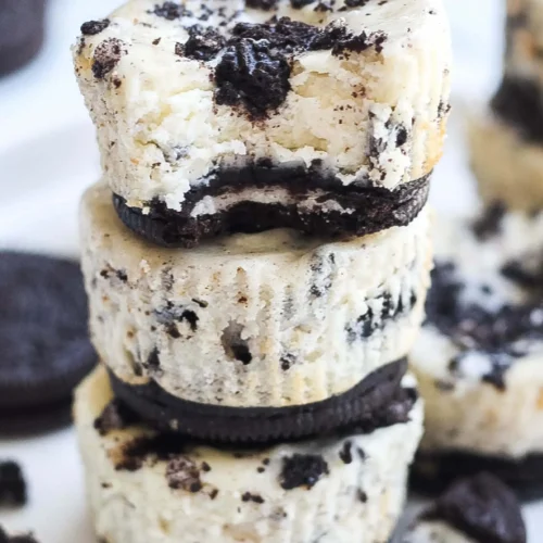 Mini Oreo Cheesecakes 26 Mini Oreo Cheesecakes