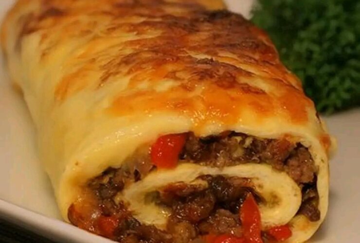 Lagdeling hakket kød-omelet Roll ringning Velsmagende omelet roll med fuld hakkekød påfyldning Se opskrift från första kommentar 48 IMG 20260831 170358